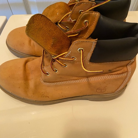 Boys Timberlands ankle boots size 7 - Picture 4 of 10